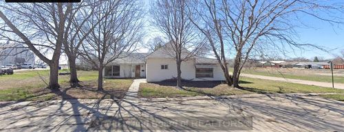 513 9th St, Aurora, NE, 68818-2720 | Card Image