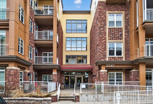 203-2540 38th Avenue Ne, Saint Anthony, MN, 55421 | Card Image
