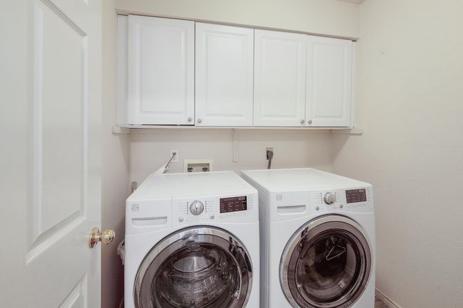 Washer and dryer will convey! | Image 26