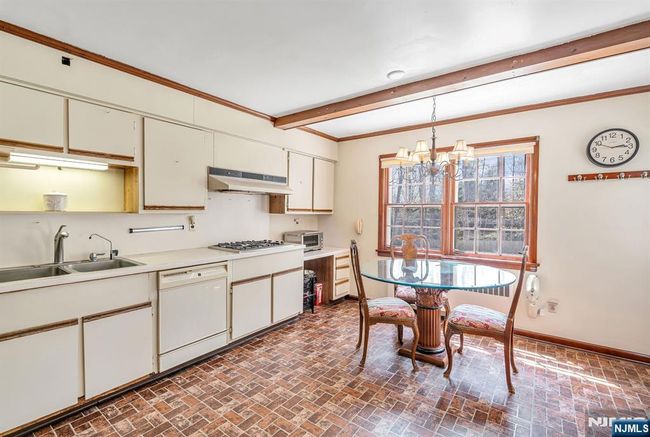 16 Barnfield Ct, House other with 5 bedrooms, 4 bathrooms and null parking in Upper Saddle River NJ | Image 8