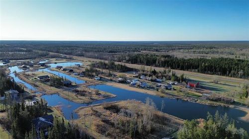 8 Jessies Trail, Reynolds, MB, R0E0N0 | Card Image