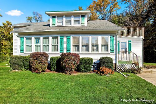814 N River Rd, McHenry, IL, 60051-5853 | Card Image