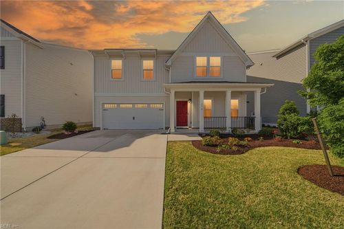 176 Norfleet Ln, Suffolk, VA, 23434-8692 | Card Image
