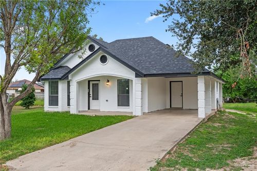 322 E Adams Ave, Alton, TX, 78573-3842 | Card Image