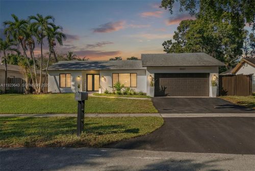 5037 Sw 87th Ter, Cooper City, FL, 33328-4333 | Card Image