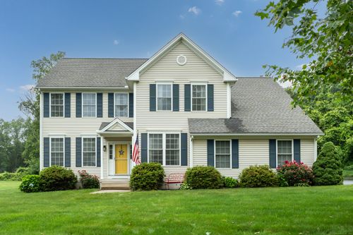 6 Paddock Rd, East Lyme, CT, 06333-1560 | Card Image