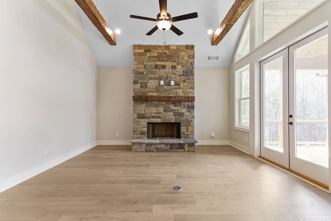 113 Summit View Ln, Home with 2 bedrooms, 4 bathrooms and 2 parking in Ellijay GA | Image 8