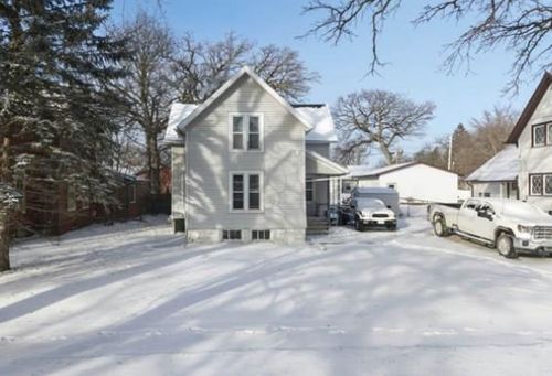 832 7th Ave N, Fort Dodge, IA, 50501-2662 | Card Image