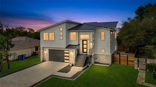 300 Summit Ridge Dr N, Lago Vista, TX, 78645-8611 | Card Image