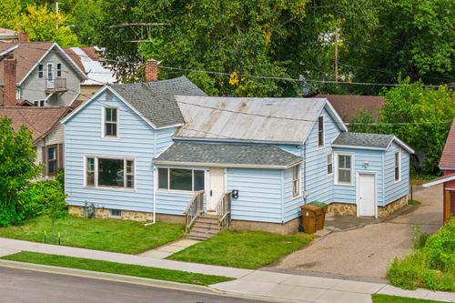 1016 Portage St, Stevens Point, WI, 54481-2764 | Card Image