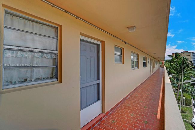 419-3 - 1750 Ne 191st St, Condo with 2 bedrooms, 2 bathrooms and null parking in Miami FL | Image 7
