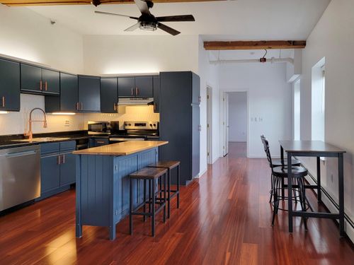 apt-403-156 Front St, Exeter, NH, 03833-2338 | Card Image