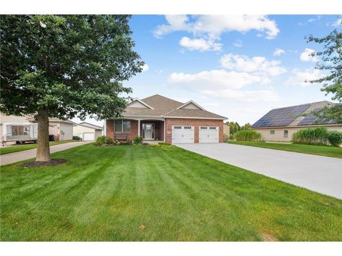 7785 Clydesdale Cir, Lino Lakes, MN, 55014-7019 | Card Image