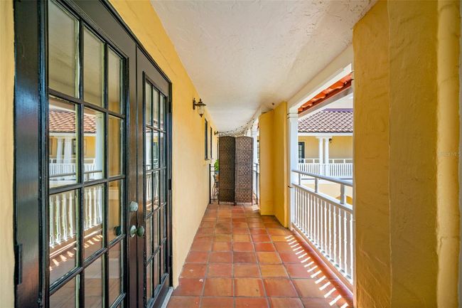 private balcony, 125 SF | Image 22