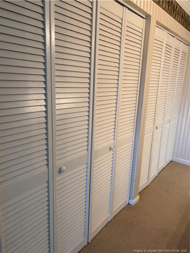 Dressing Area & Closets | Image 17