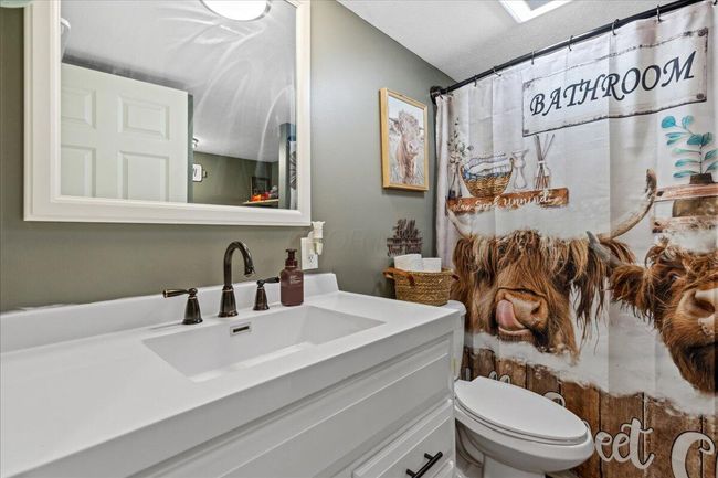 Entry Guest Bath/Laundry | Image 13