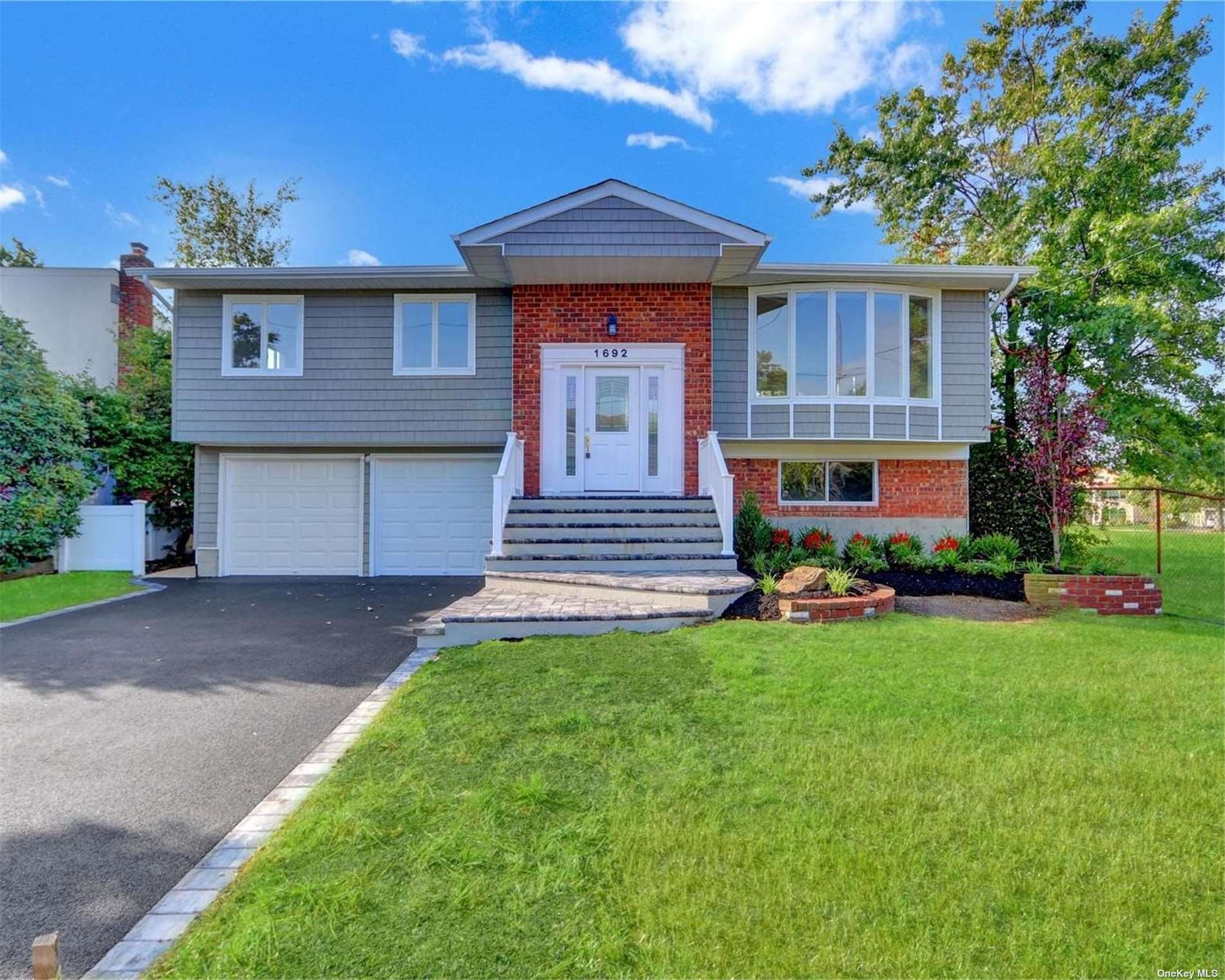 James St, Merrick, NY 11566