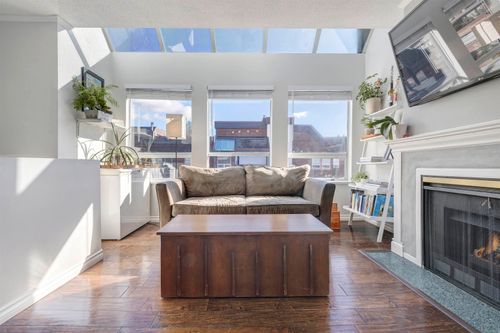 309-3721 Delbrook Ave, North Vancouver, BC, V7N3Z4 | Card Image