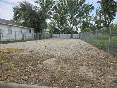 4000 sf lot, 100x40 | Image 2