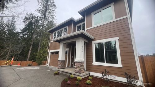 6418 213th Avenue Ct E, Lake Tapps, WA, 98391-6567 | Card Image