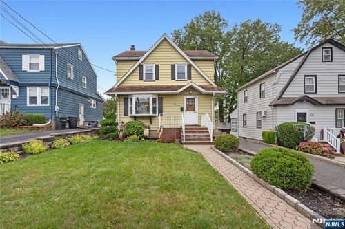 420 Innes Rd, Wood Ridge, NJ, 07075-1254 | Card Image