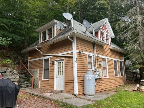 5-70 High St, Monticello, NY, 12701-1374 | Card Image