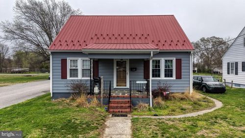 128 Brooklyn Ave, LAUREL, DE, 19956-1183 | Card Image