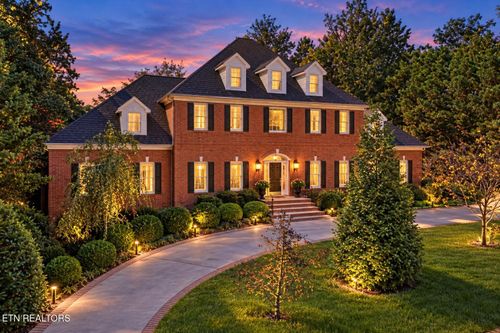 142 Center Park Ln, Oak Ridge, TN, 37830-9025 | Card Image