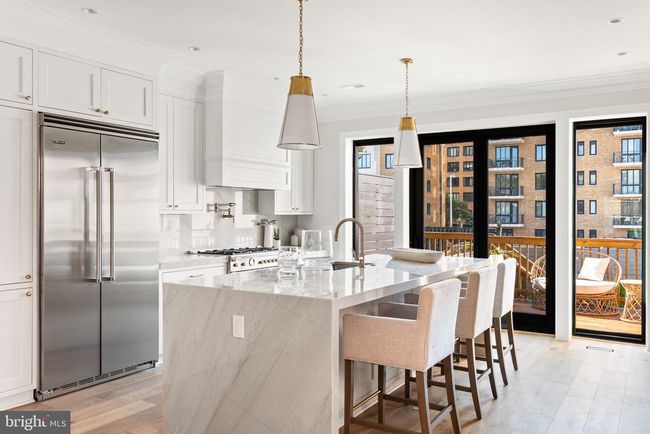 1720 15 Th St Nw, Townhouse with 6 bedrooms, 5 bathrooms and null parking in WASHINGTON DC | Image 5