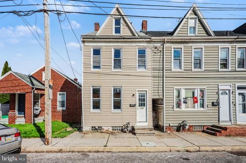 1269 E Philadelphia St, YORK, PA, 17403-1207 | Card Image