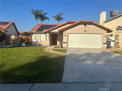 7704 River Mist Avenue, Bakersfield, CA, 93313 | Card Image
