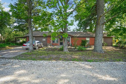 615 W North Street, Blossom, TX, 75416 | Card Image