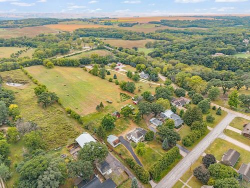 903 W South St, Jefferson, IA, 50129-2330 | Card Image