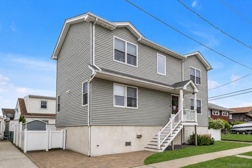 27 Radcliffe Rd, Island Park, NY, 11558-2126 | Card Image