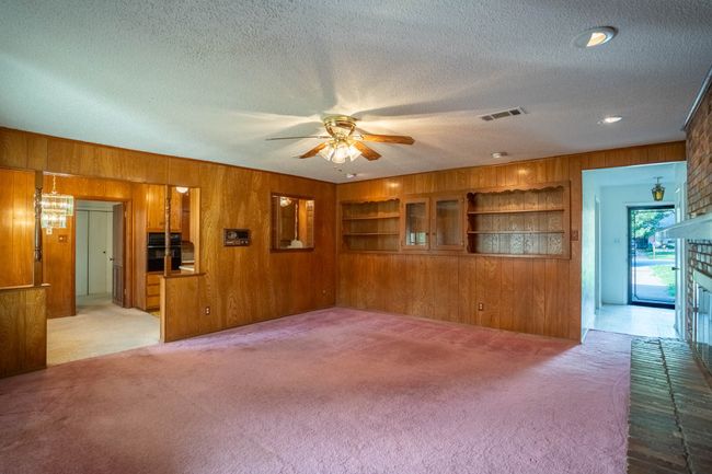 1905 Cimarron Trl, House other with 3 bedrooms, 2 bathrooms and null parking in Hurst TX | Image 23