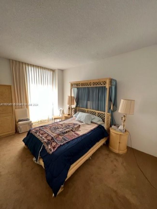 PH-21 - 100 Bayview Dr, Condo with 2 bedrooms, 2 bathrooms and null parking in Sunny Isles Beach FL | Image 15