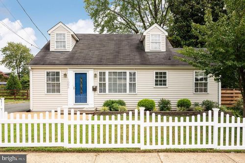 1006 Avon St, CHARLOTTESVILLE, VA, 22902-6118 | Card Image