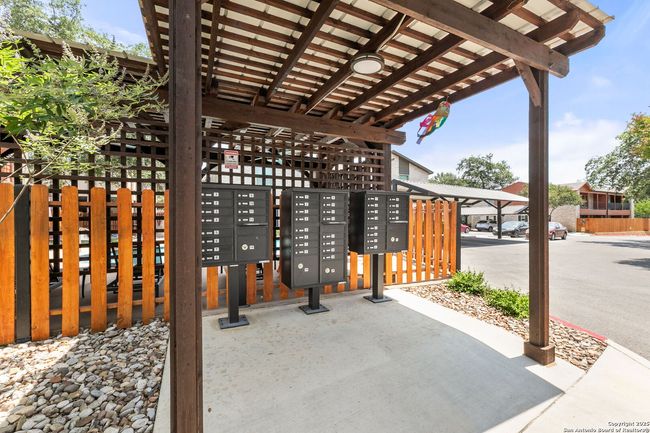 APT-101 - 2718 Old Field Dr, Townhouse with 2 bedrooms, 3 bathrooms and null parking in San Antonio TX | Image 36