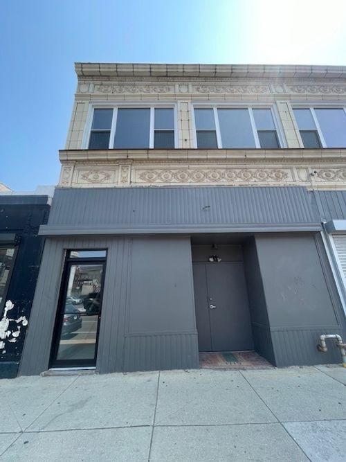 2-1719 W Chicago Ave, Chicago, IL, 60622-5009 | Card Image