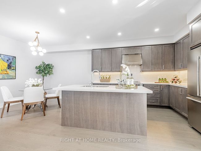 12 York Downs Blvd, House other with 4 bedrooms, 3 bathrooms and 1 parking in Markham ON | Image 6