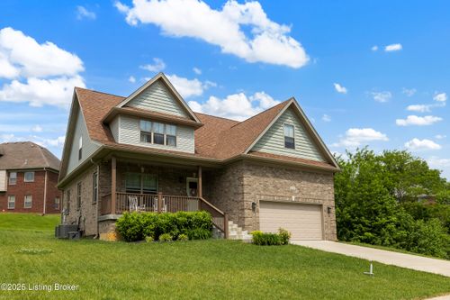 9102 Pinnacle Place Dr, Louisville, KY, 40272-5614 | Card Image