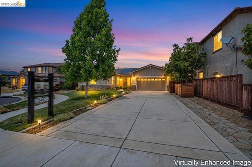 6432 Laurel Creek Pl, Livermore, CA, 94551-8954 | Card Image