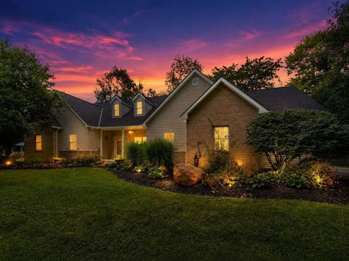 5440 Pleasant Valley Rd Sw, Lancaster, OH, 43130-8560 | Card Image