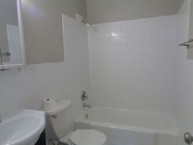 APT-1B - 7323 W 79 Th St, Condo with 1 bedrooms, 1 bathrooms and 1 parking in Bridgeview IL | Image 11