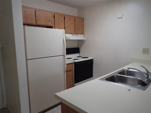apt-115a-2771 Riverside Dr, Coral Springs, FL, 33065-5547 | Card Image