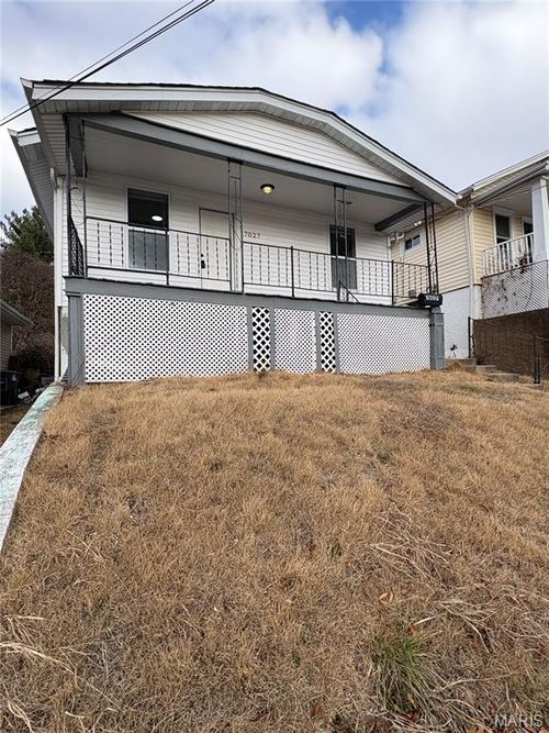 7027 Plateau Ave, Saint Louis, MO, 63117-1942 | Card Image