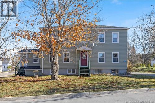 1054 Main St, Hampton, NB, E5N6G2 | Card Image
