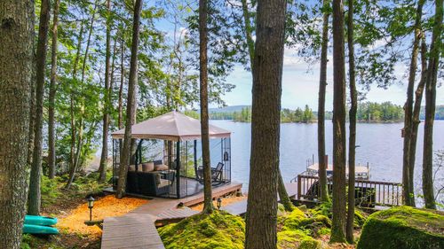 208 Main Road, Chesterville, ME, 04938 | Card Image