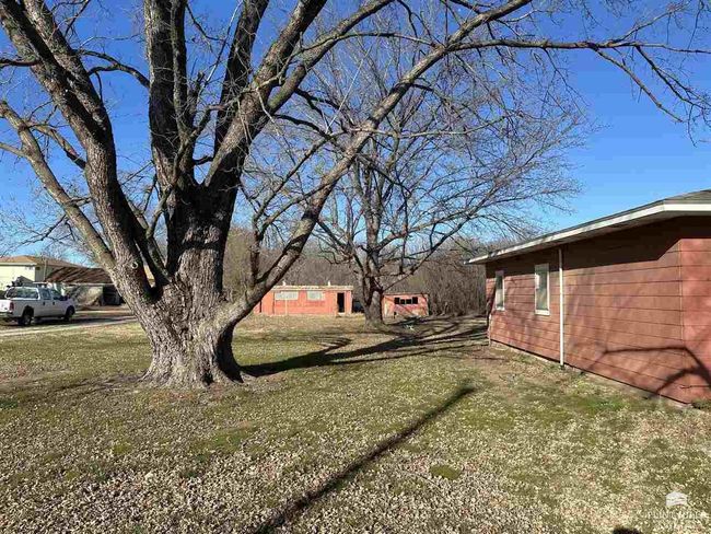20 Pine St, House other with 3 bedrooms, 2 bathrooms and null parking in Miltonvale KS | Image 11