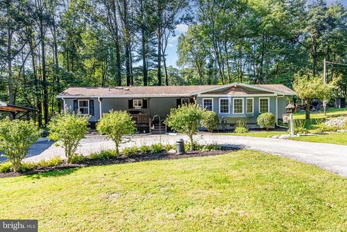 130 Slate Rock Rd, BIGLERVILLE, PA, 17307-9533 | Card Image